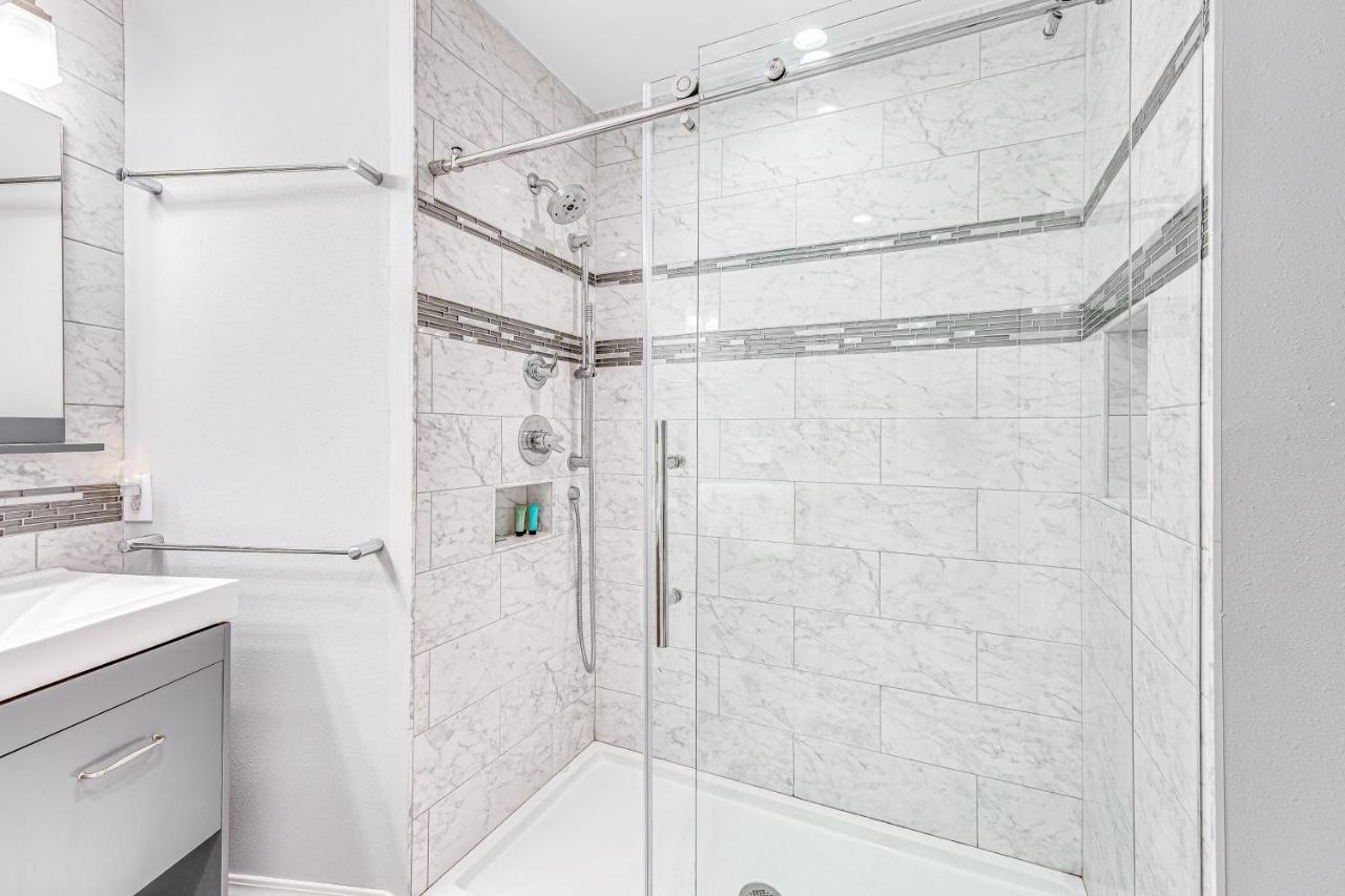 5 Bed 2 Bath Vacation Home In Дестин Экстерьер фото